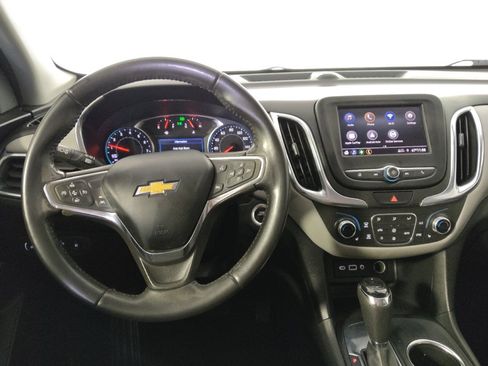 Used 2021 Chevrolet Equinox LT FWD image 22