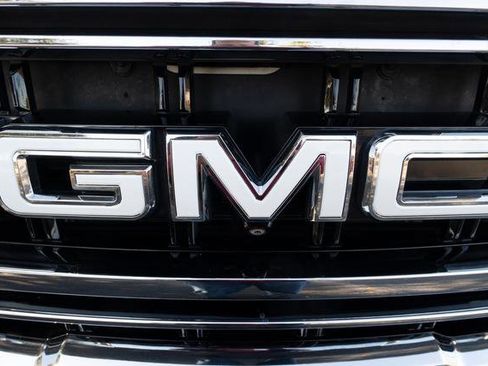 Used 2021 GMC Yukon SLT w/ SLT Luxury Package image 43