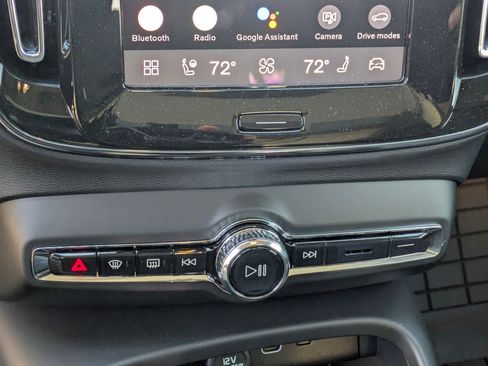 New 2026 Volvo XC40 B5 Plus w/ Protection Package Premier image 23