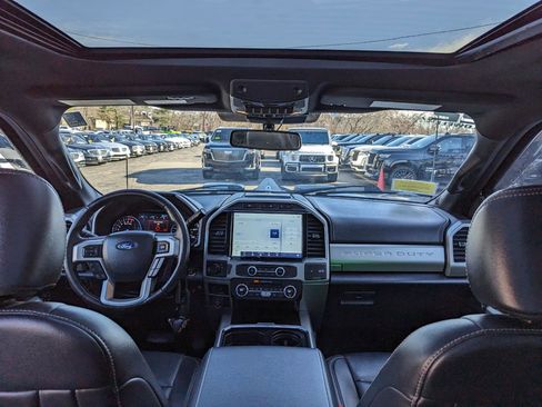 Used 2022 Ford F350 Lariat w/ Lariat Ultimate Package AWD/4WD image 42
