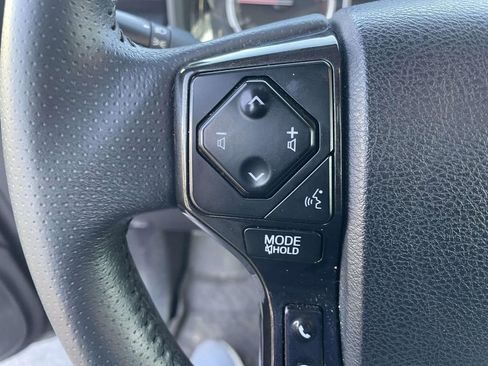 Used 2022 Toyota 4Runner TRD Off-Road Premium image 32