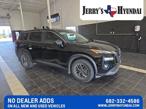 Used 2023 Nissan Rogue S FWD image 2