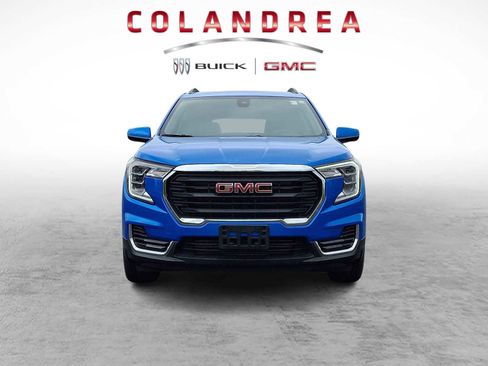 Certified 2024 GMC Terrain SLE w/ Driver Convenience Package AWD/4WD image 2