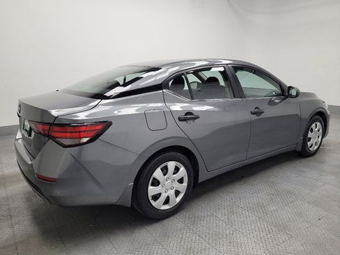 Used 2025 Nissan Sentra S FWD image 10