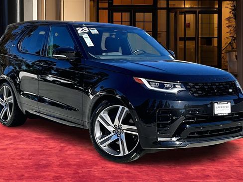 Used 2023 Land Rover Discovery S R-Dynamic image 11