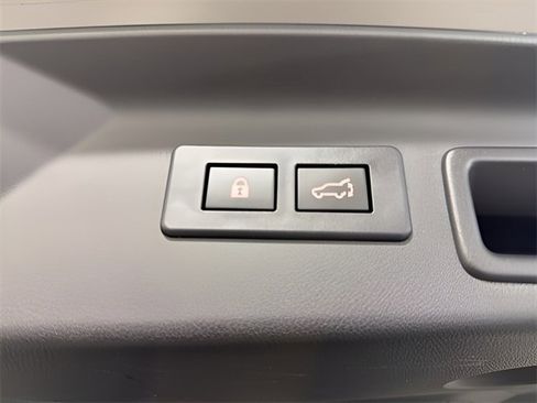 Certified 2025 Subaru Forester Limited w/ Popular Package #1 image 39