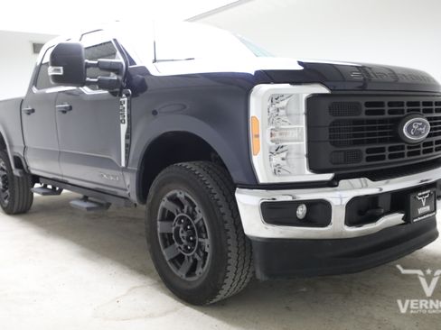 Used 2023 Ford F250 XL w/ XL Chrome Package AWD/4WD image 7