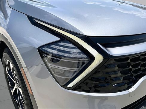 Certified 2024 Kia Sportage EX FWD image 26
