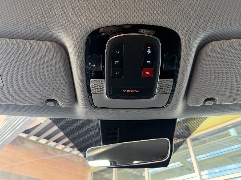 Used 2025 Hyundai Palisade SEL FWD image 26