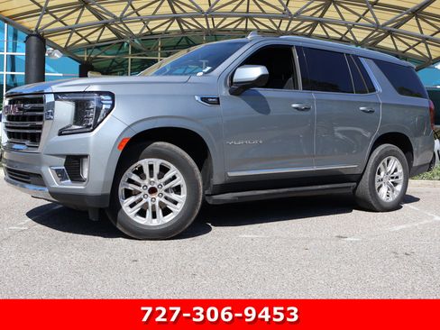 Used 2023 GMC Yukon SLT RWD image 1