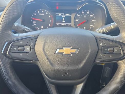 Certified 2024 Chevrolet Trax LS w/ LS Convenience Package FWD image 32