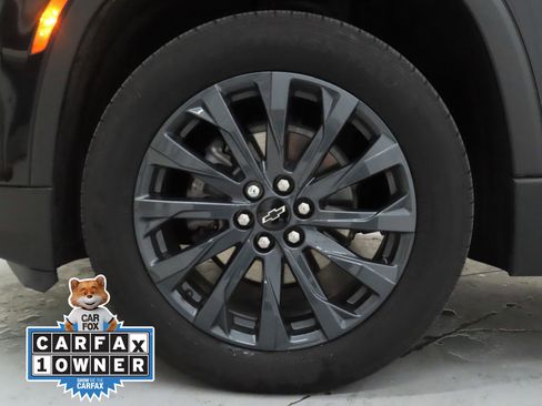 Used 2023 Chevrolet Traverse RS w/ LPO, Floor Liner Package image 28