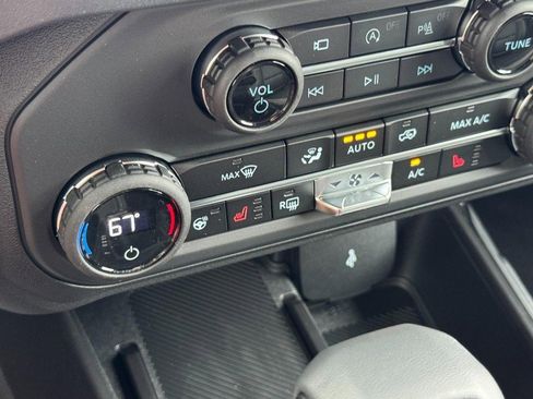 New 2026 Ford Bronco Outer Banks AWD/4WD image 12