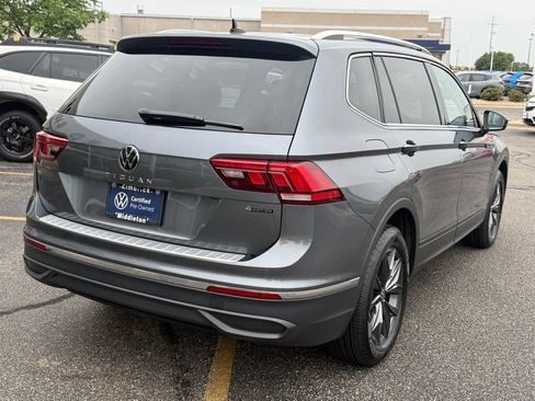 Certified 2023 Volkswagen Tiguan SE AWD/4WD image 3