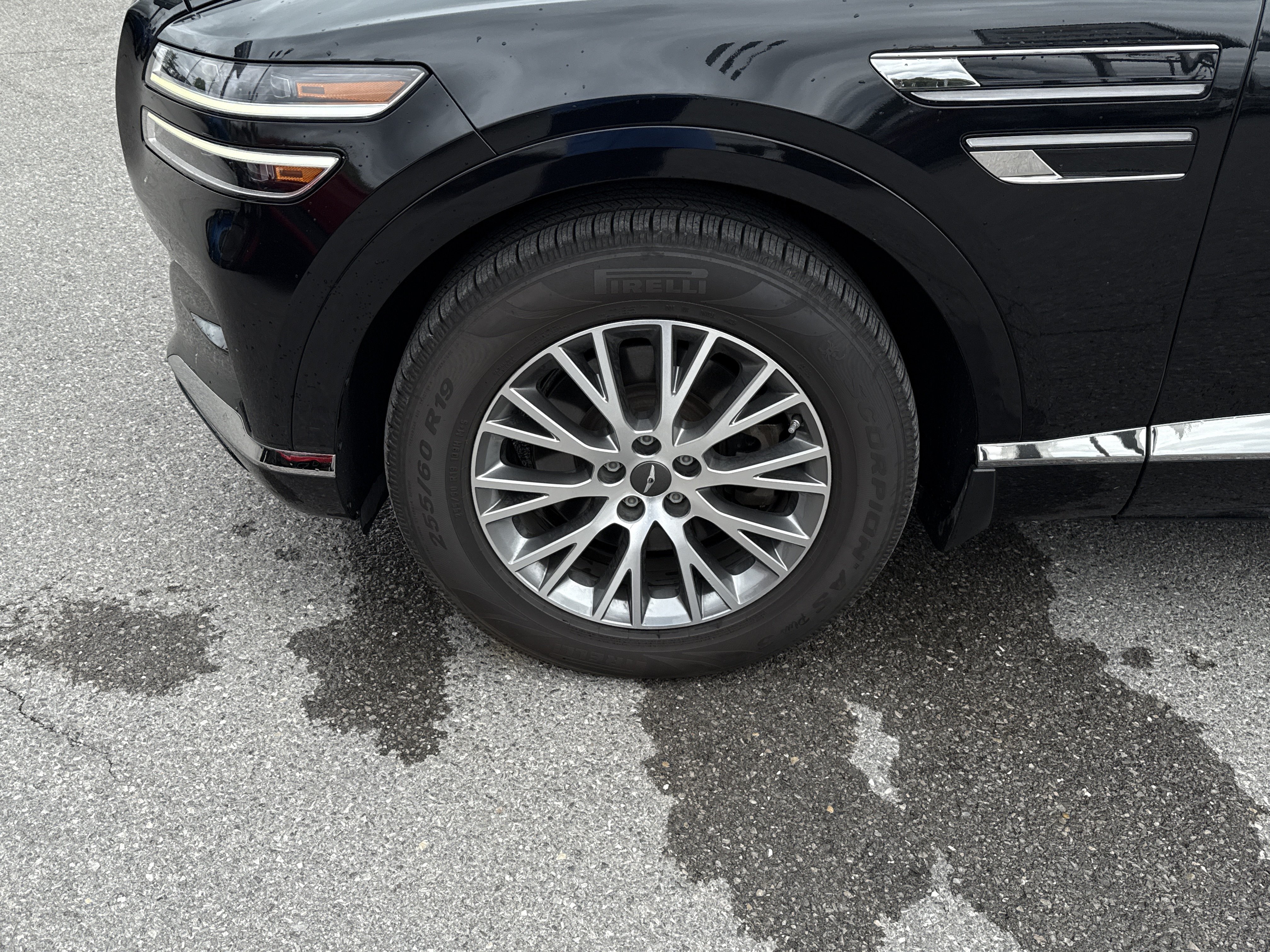 Used 2021 Genesis GV80 2.5T AWD/4WD image 10