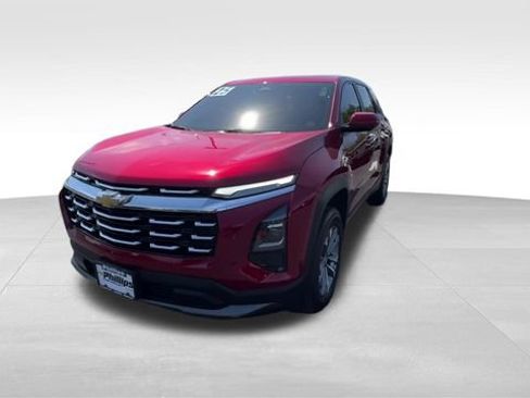 Certified 2025 Chevrolet Equinox LT FWD image 2