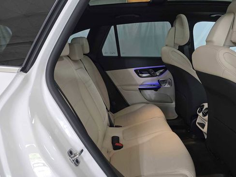 Certified 2026 Mercedes-Benz GLC 300 4MATIC image 12