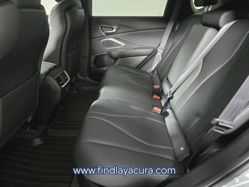 New 2026 Acura RDX SH-AWD image 13