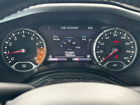 Used 2017 Jeep Renegade Latitude image 16