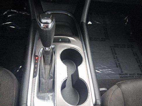 Used 2018 Chevrolet Malibu LT image 36