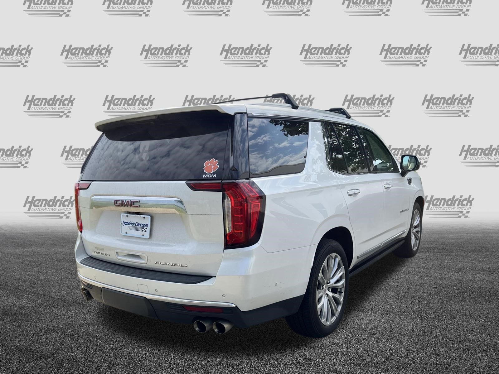 Used 2023 GMC Yukon Denali w/ Denali Reserve Package AWD/4WD image 10