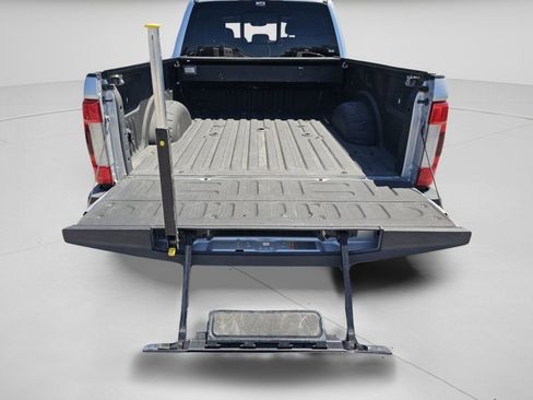 Used 2017 Ford F350 Platinum w/ Platinum Ultimate Package AWD/4WD image 29