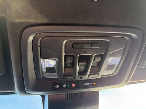 Used 2024 GMC Sierra 2500 Denali Ultimate image 28