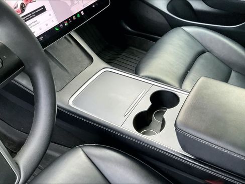 Used 2021 Tesla Model 3 Standard Range Plus RWD image 16