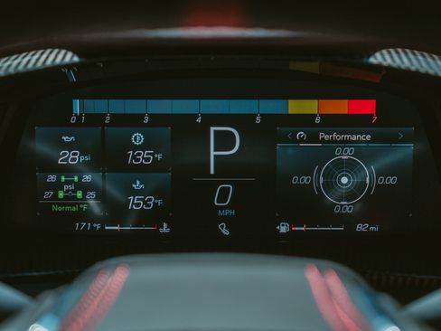 Used 2021 Chevrolet Corvette Stingray Premium Conv w/ Z51 Performance Package RWD image 13