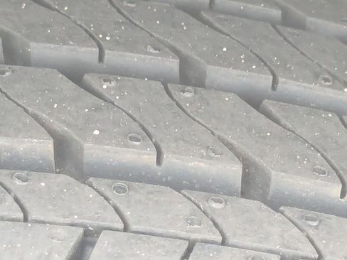 New 2025 Nissan Kicks Play S image 11