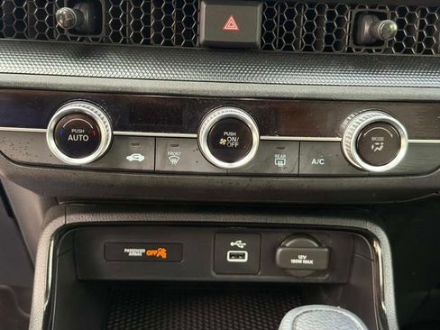 Used 2024 Honda CR-V LX image 24