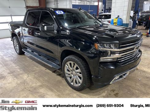 Used 2019 Chevrolet Silverado 1500 High Country w/ High Country Premium Package image 11