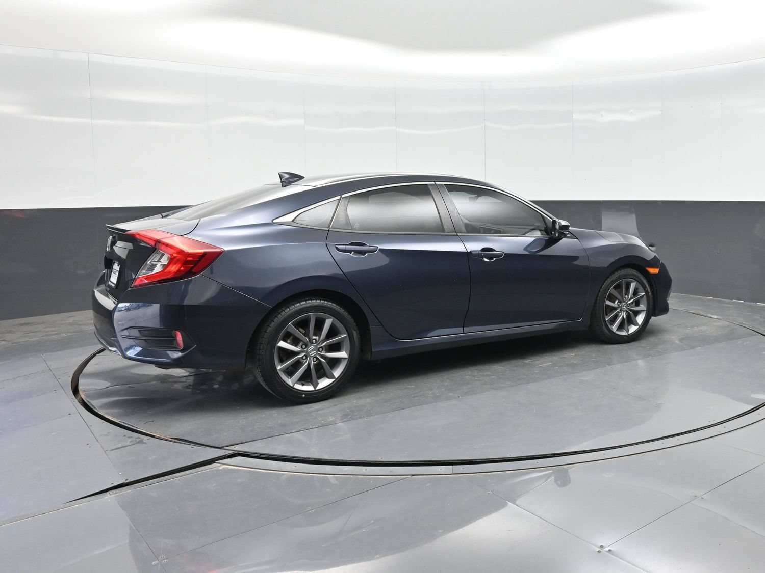 Used 2021 Honda Civic EX-L image 10
