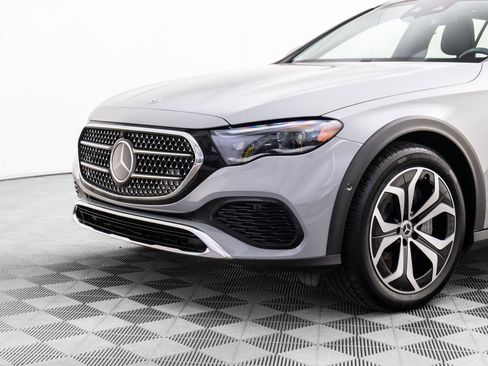 Certified 2025 Mercedes-Benz E 450 4MATIC All-Terrain Wagon image 39