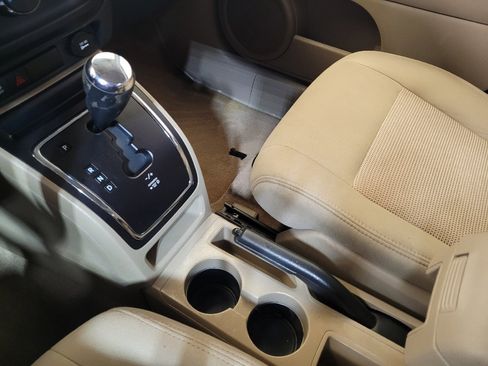 Used 2014 Jeep Patriot Sport w/ Power Value Group FWD image 26