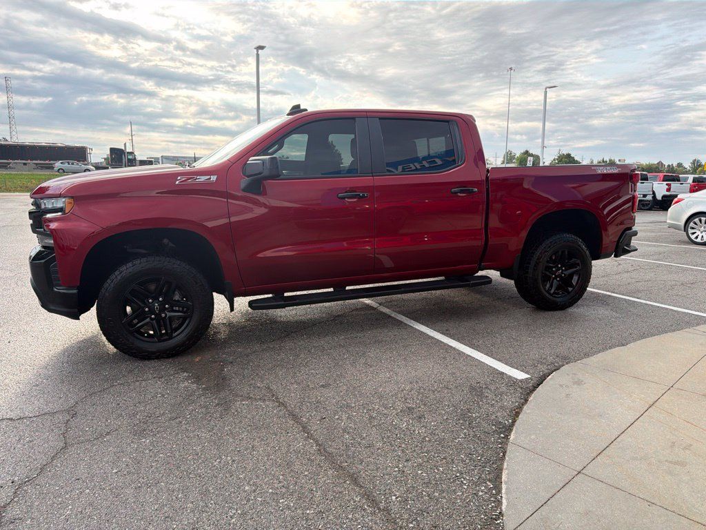 Used 2021 Chevrolet Silverado 1500 LT Trail Boss w/ Convenience Package II AWD/4WD image 6