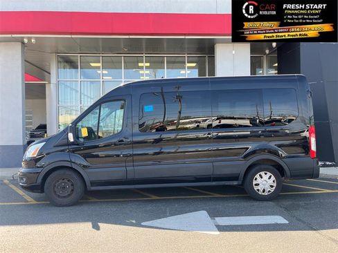 Used 2022 Ford Transit 350 XLT image 4