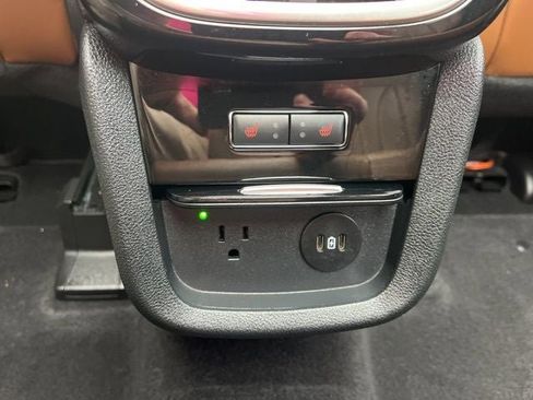 Certified 2023 Lincoln Nautilus Reserve AWD/4WD image 17