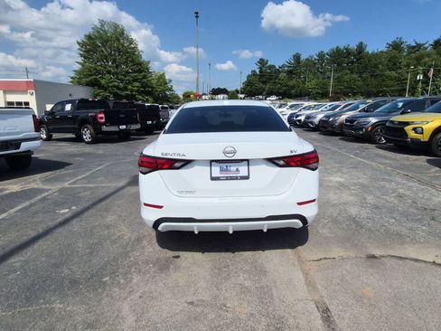 Used 2024 Nissan Sentra SV FWD image 4