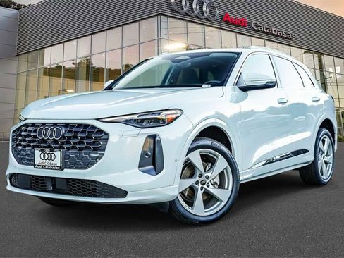 New 2025 Audi Q5 Premium Plus image 1