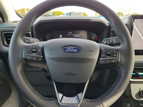 New 2026 Ford Maverick Lobo image 16