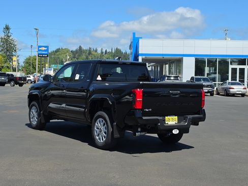 New 2026 Toyota Tacoma SR5 AWD/4WD image 4
