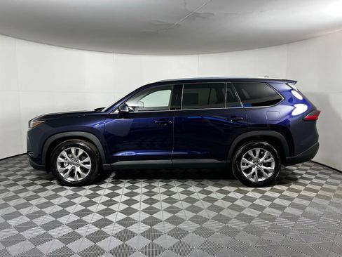 Certified 2026 Toyota Grand Highlander Limited image 8