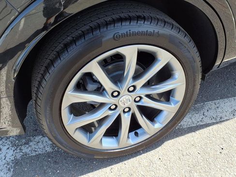 Certified 2024 Buick Encore GX Avenir w/ Avenir Technology Package image 27