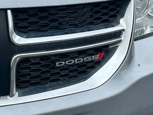 Used 2015 Dodge Grand Caravan SE image 11