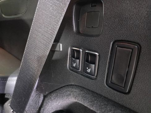 Used 2018 Mercedes-Benz GLS 450 4MATIC image 32