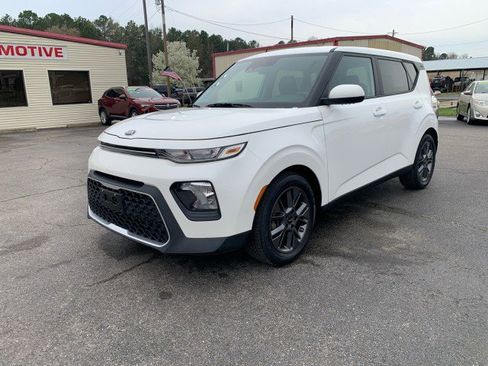 Used 2021 Kia Soul S image 6