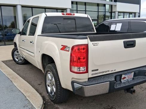 Used 2011 GMC Sierra 1500 SLE w/ Power Tech Package RWD image 4