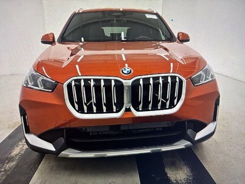 Used 2025 BMW X1 xDrive28i image 2