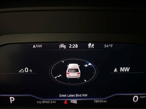 Used 2022 Volkswagen Atlas SEL R-Line AWD/4WD image 17